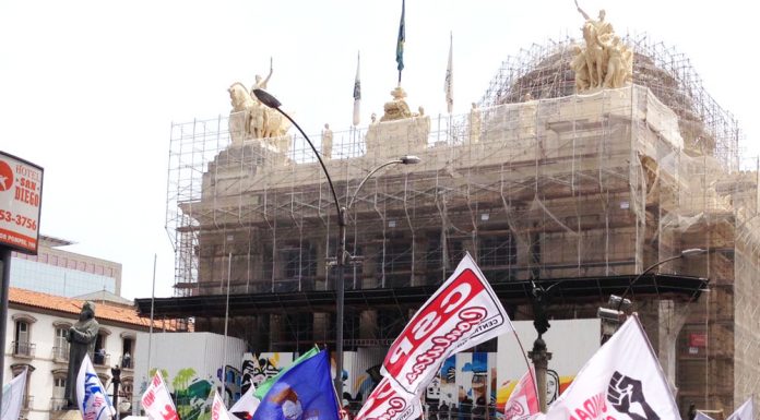 RJ: Repressão não é capaz de derrotar ato contra pacote de Pezão