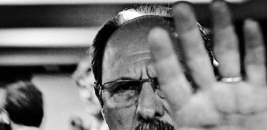 Sartori endurece ataques contra servidores com demissões e desmonte do estado gaúcho