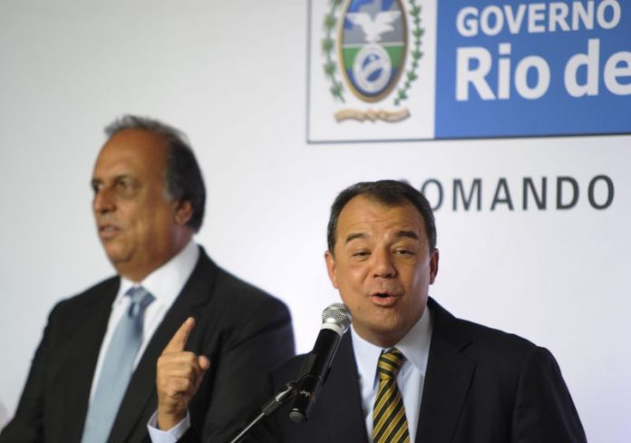 909922-pezao_cabral_transmissaodecargo_5