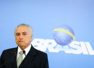 Depois de gastar R$ 12 bi para salvar o mandato, Temer quer tirar a sua aposentadoria