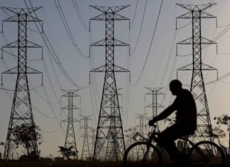 Temer dá início a desmonte da Eletrobras com venda de distribuidora e quem vai pagar a conta é o povo