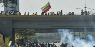 Unificar as lutas para derrubar Maduro. Fora Maduro já!