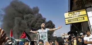 No Líbano, palestinos vão às ruas contra leis racistas