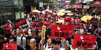 Hong Kong: a classe operária entra em cena