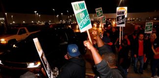 Mais de 49 mil trabalhadores da GM fazem greve nos EUA