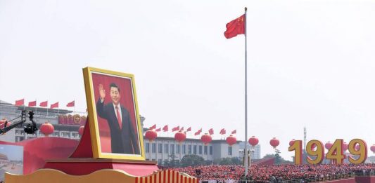 A China é uma ditadura capitalista disfarçada de “vermelha”