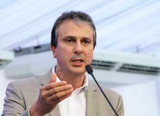 Camilo Santana (PT) imita Bolsonaro ataca aposentadoria dos servidores cearenses. É preciso reagir!