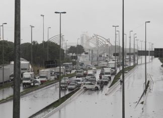 Caos em São Paulo: A culpa é dos governos