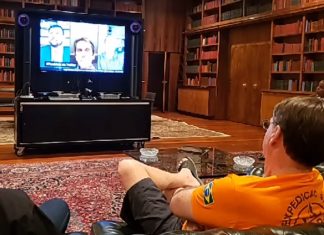 Cada vez mais isolado, Bolsonaro se alia a velhos corruptos da política nacional