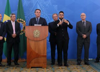 De um lado Bolsonaro genocida; do outro, Orçamento de Guerra contra os trabalhadores