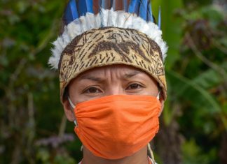 Indígenas resistem à COVID-19 sob descaso criminoso de Bolsonaro