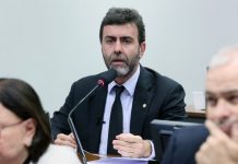 RJ: Sobre a renúncia de Freixo e a política da frente ampla