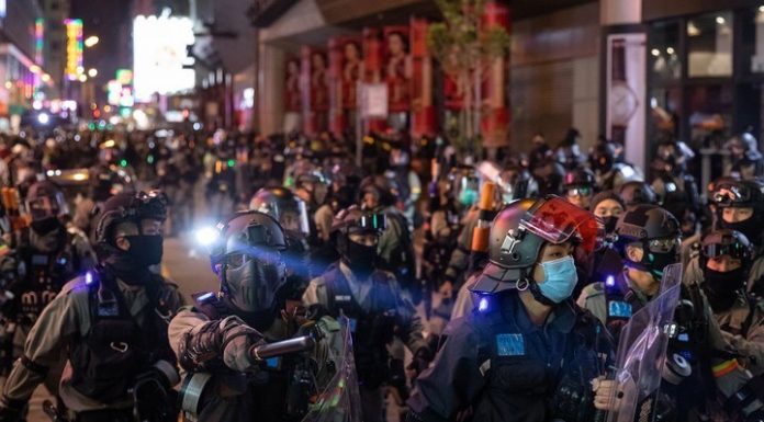 Governos se aproveitam da pandemia para atacar os trabalhadores