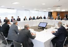 Vídeo da reunião ministerial revela criminosos em série