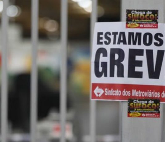 Metroviários de São Paulo aprovam greve para 1º de julho