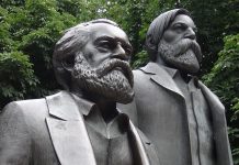 As duas fases do comunismo