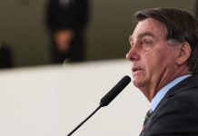 Em meio à pandemia e o crescimento do desemprego, Bolsonaro anuncia corte do auxílio-emergencial