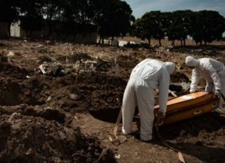 Com quase 140 mil mortes, Bolsonaro e governadores falam de melhora da pandemia