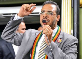 Em Salvador (BA), PSTU chama voto crítico no PSOL