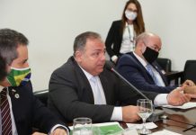 Pazuello na Caixa não!