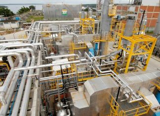 Combustíveis aumentam de novo, enquanto avança rapina da Petrobras