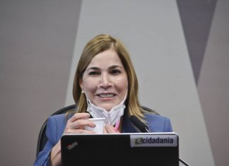 Na CPI, “capitã cloroquina” defende imunidade de rebanho e expõe política genocida a qual serve