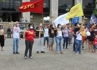 Burguesia quer transformar as escolas em tumbeiros: STF suspende vacinação de trabalhadores da educação