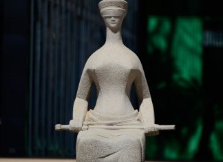 Negociação antes de demissões em massa: entenda o julgamento no STF que terá efeito a todos trabalhadores