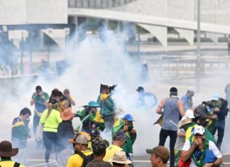 CSP-Conlutas: Todos às ruas nos atos desta segunda-feira